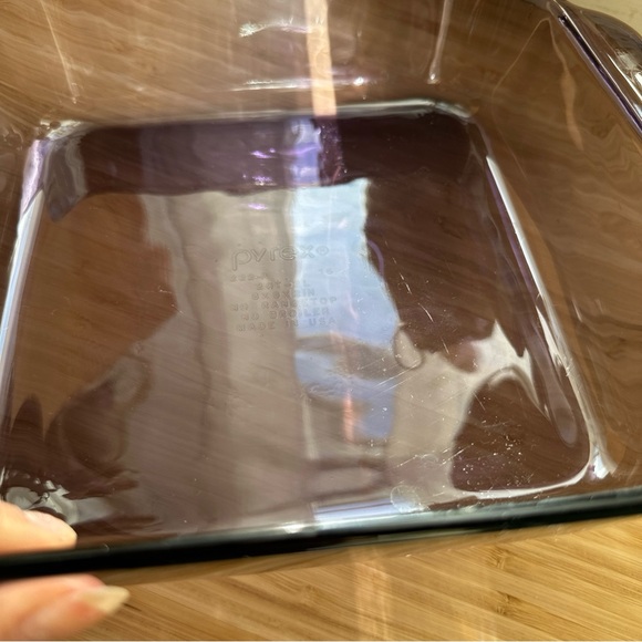 Pyrex Baking Dish 8x8 square in purple amethyst color - Picture 2 of 8